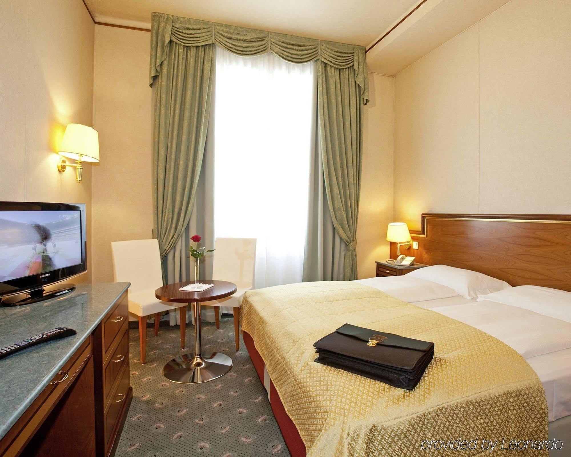 Neue Post Hotel 4*
